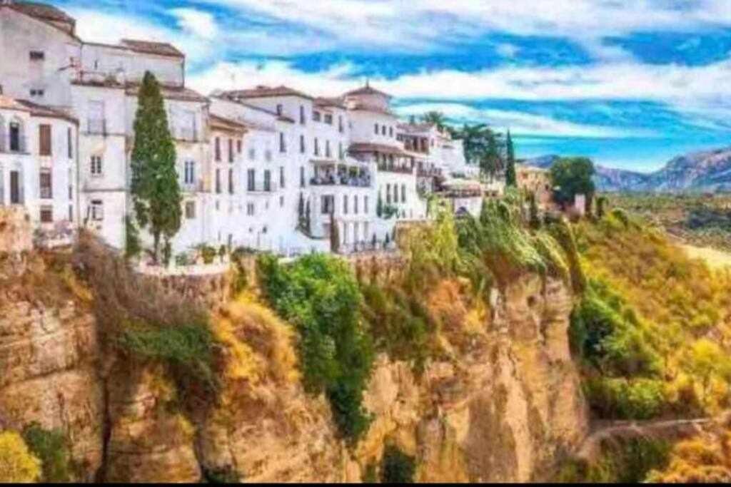 XVIII B Suite Apartamentos Morales & Arnal ロンダ エクステリア 写真